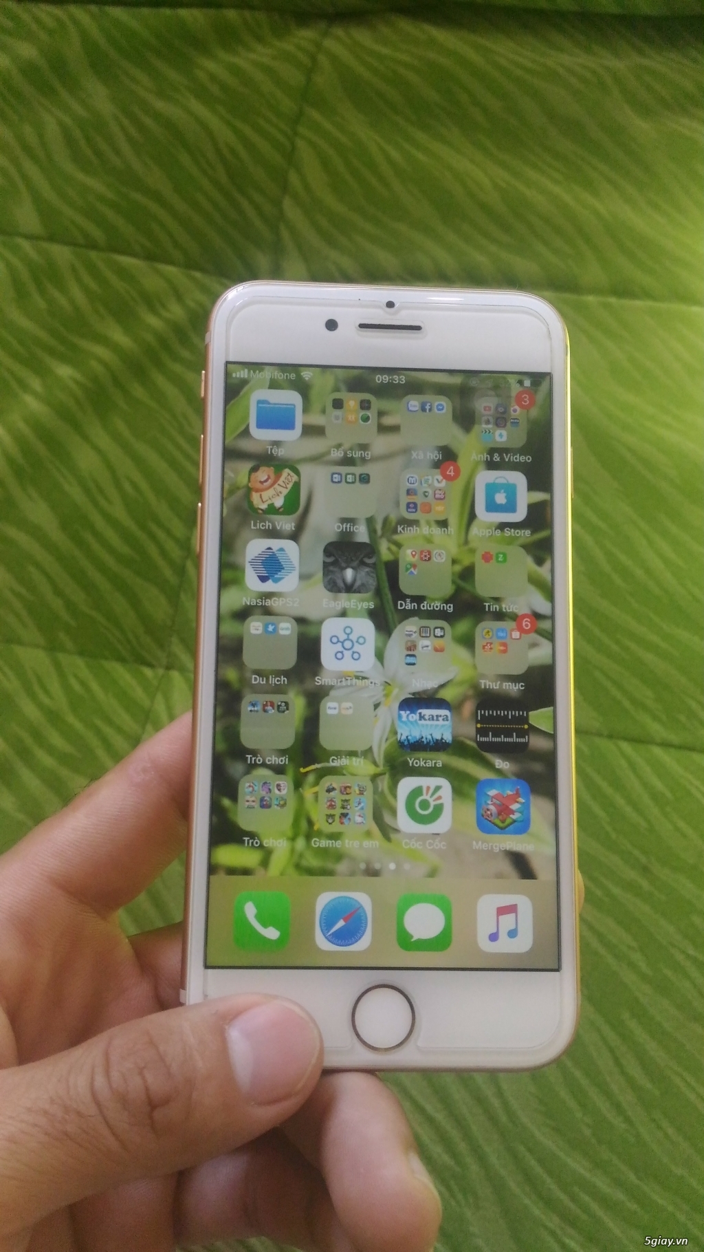 Cần bán iphone 8 Gold - 2