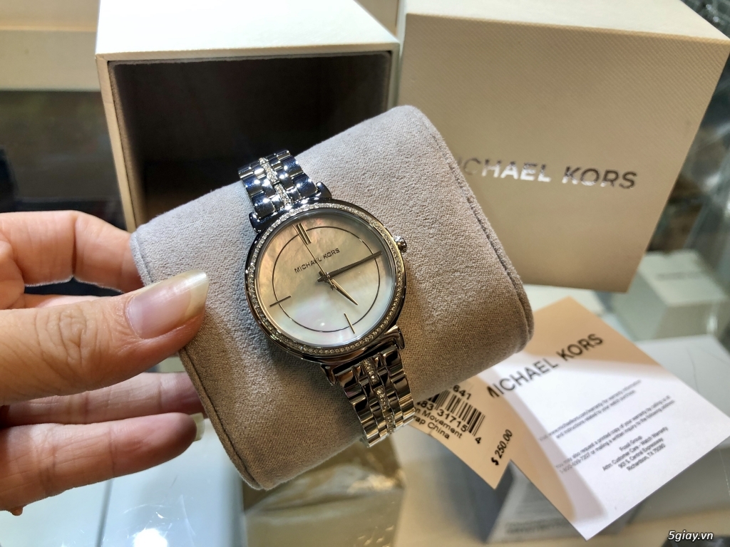 Cần bán Đồng Hồ Michael Kors Nữ và MK Smartwear,Hàng Xách Tay Mỹ 100% - 32