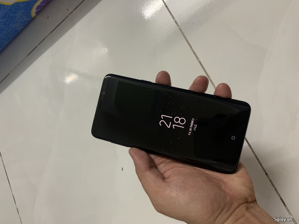Samsung S9+ G965F màu đen 99% - 1