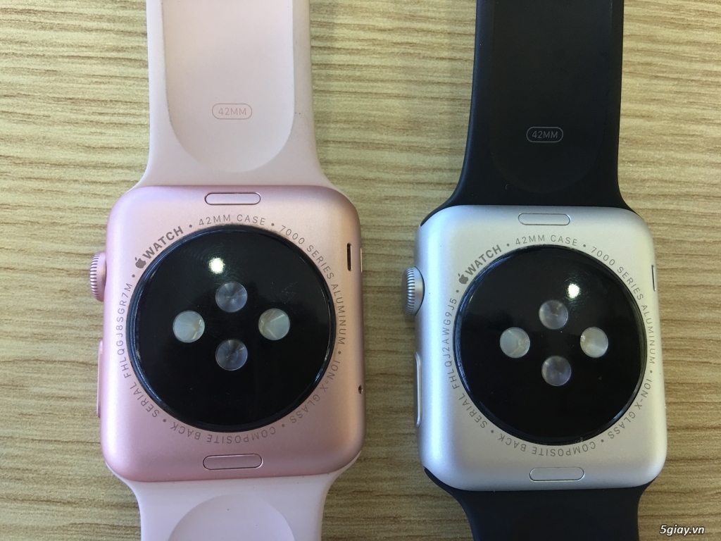 Một vài Apple Watch Series 1- Series 3-Mã hàng LL/A - 7