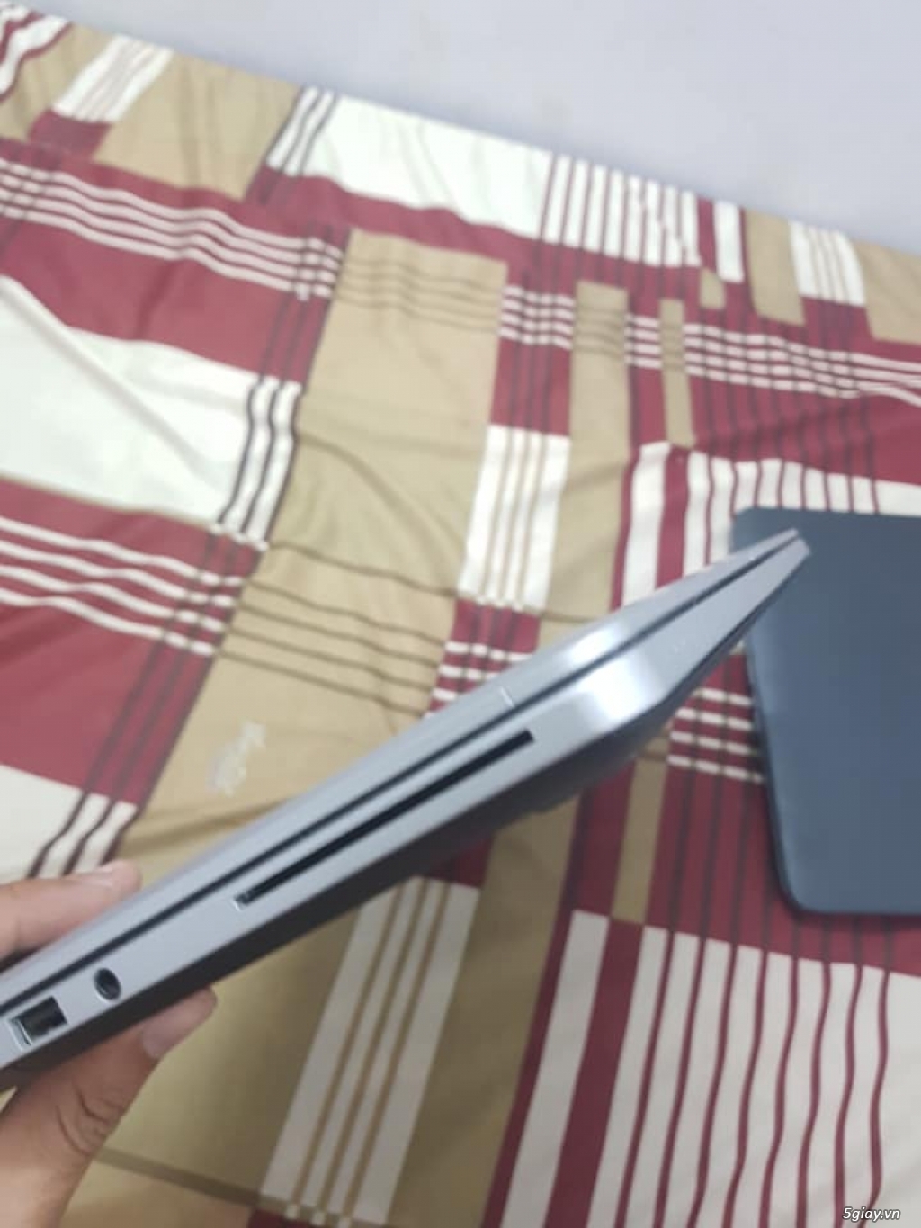 HP 9470 i5-3317U Máy mới >95% - 4