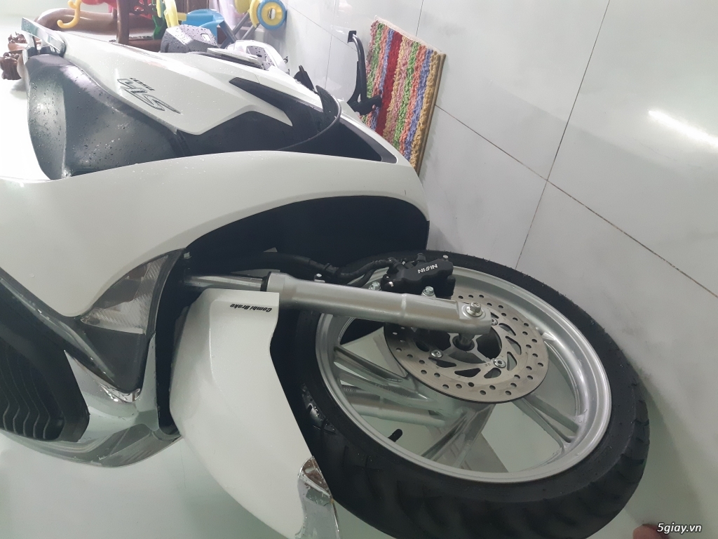 Cấn bán: Xe SH đăng ký 2017 - 2