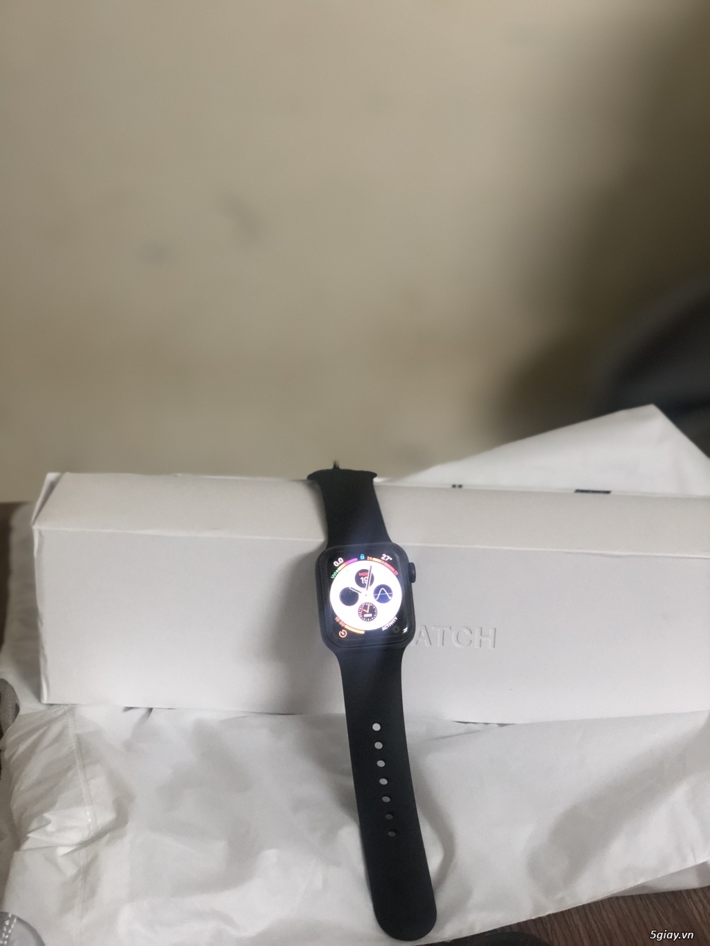 Cần bán đồng hồ Apple Watch s4 40 fullbox bh 11/2019
