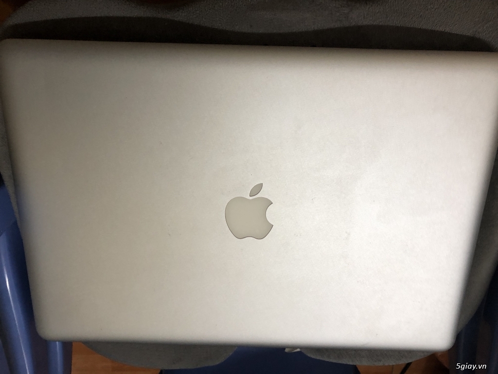 Macbook Pro 15'' Late 2011 - i7 - 2.4G chip - 16gb Ram - 500GB ổ cứng - 5