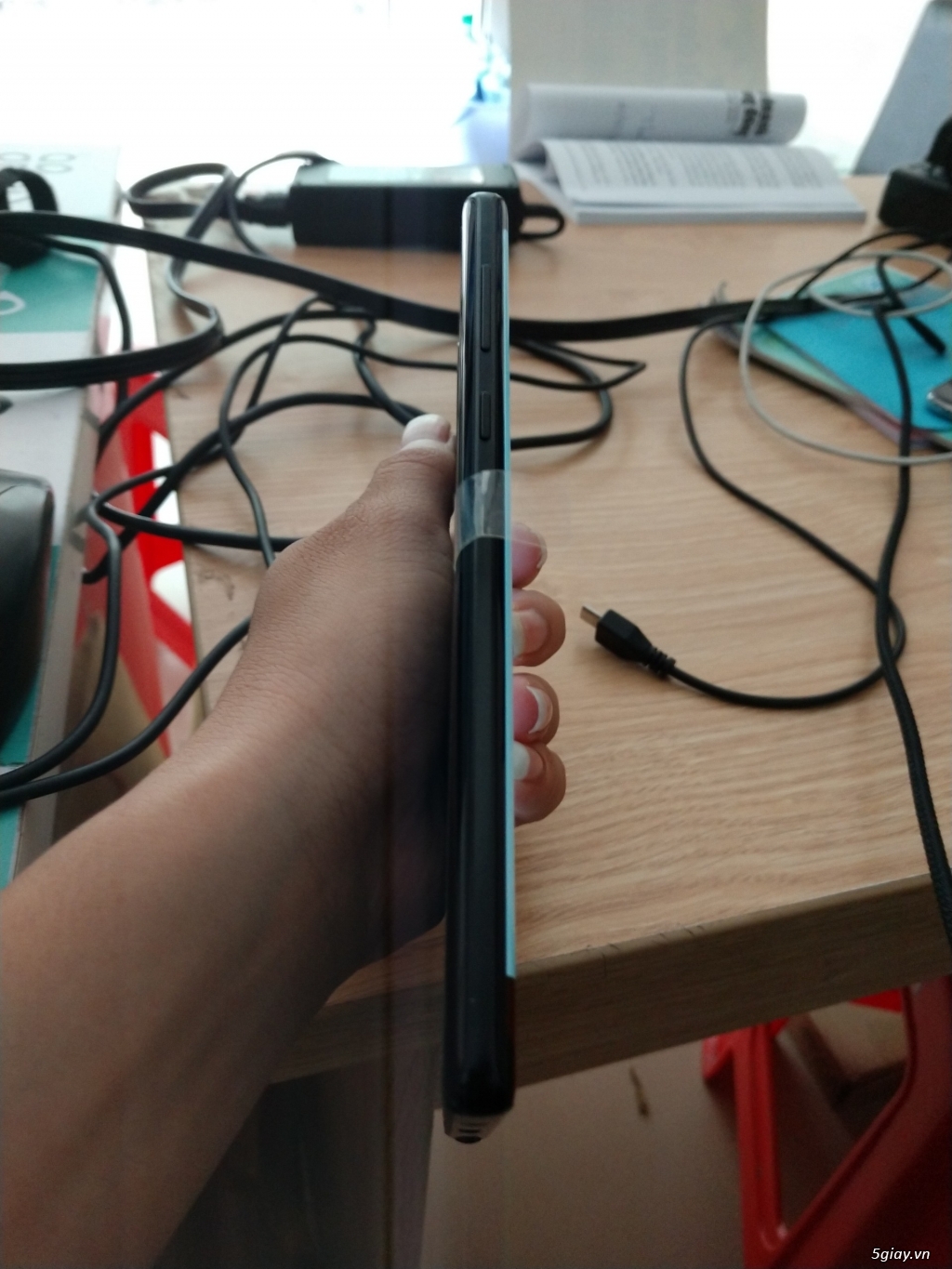 samsung galaxy note9. mới 99% - 2