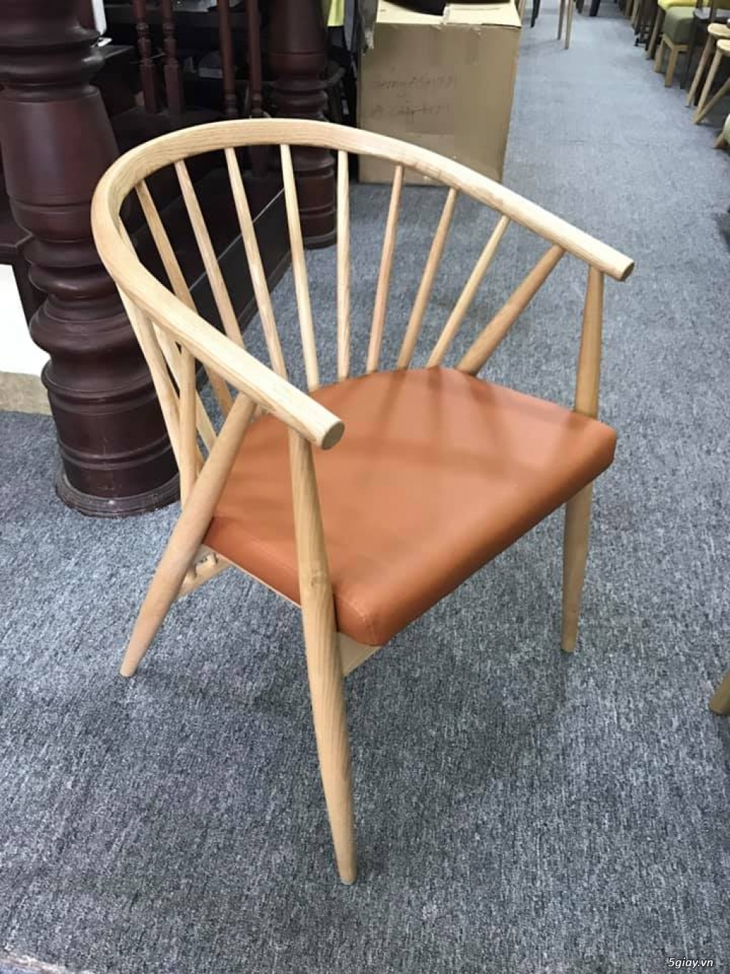 Ghế gỗ Ghenny UNC - 2