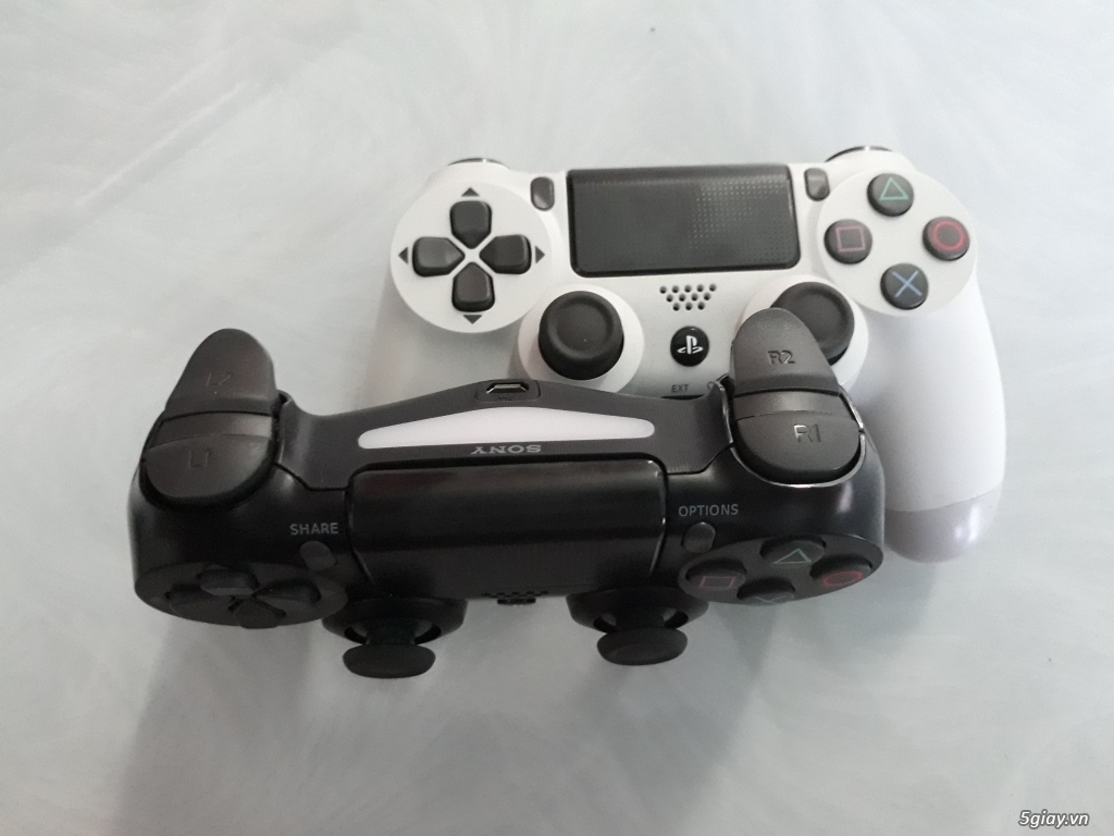 Thanh lý tay game Ps4 còn mới - 1