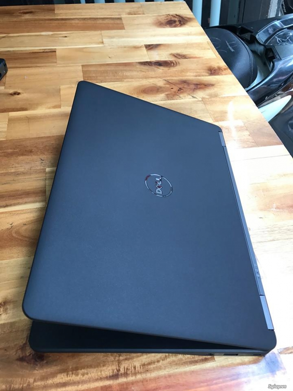Laptop dell E7450, i5 - 5300, 8G, 256G, 14in, giá rẻ