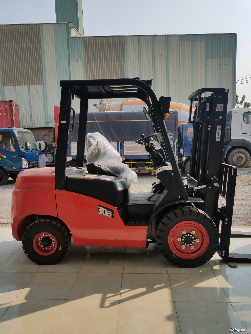 Giá xe nâng hàng EP 3 tấn. Động cơ Isuzu giá rẻ tại Sài Gòn - 3