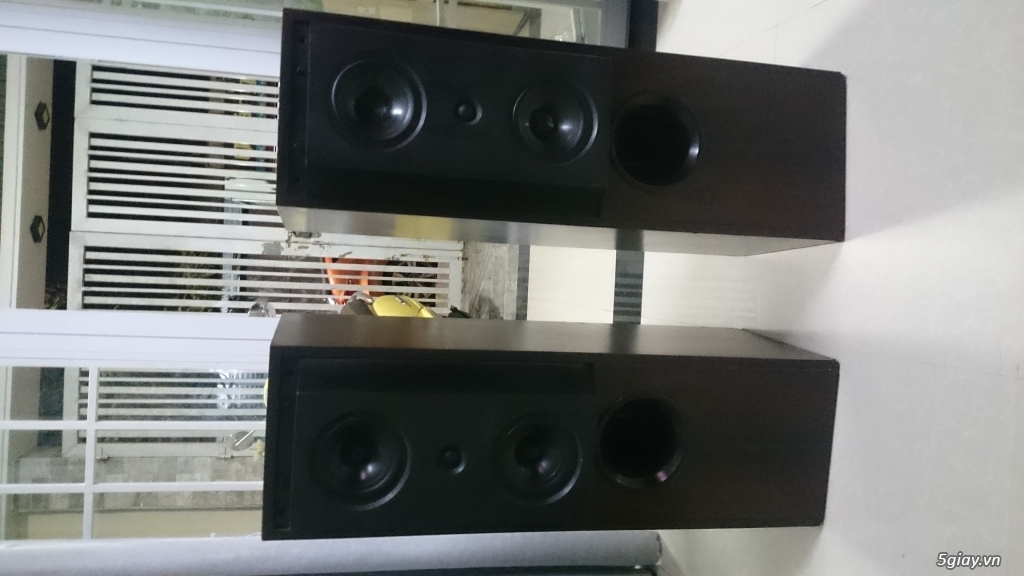 Loa anh Kef 104/2