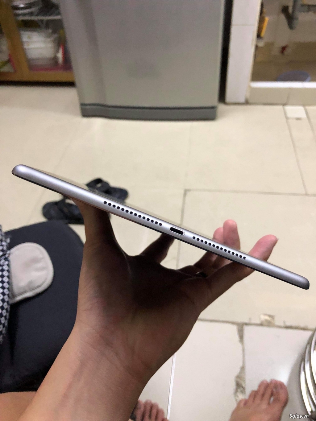 Cần bán ipad air 2 màn 9.7inch retina - 4
