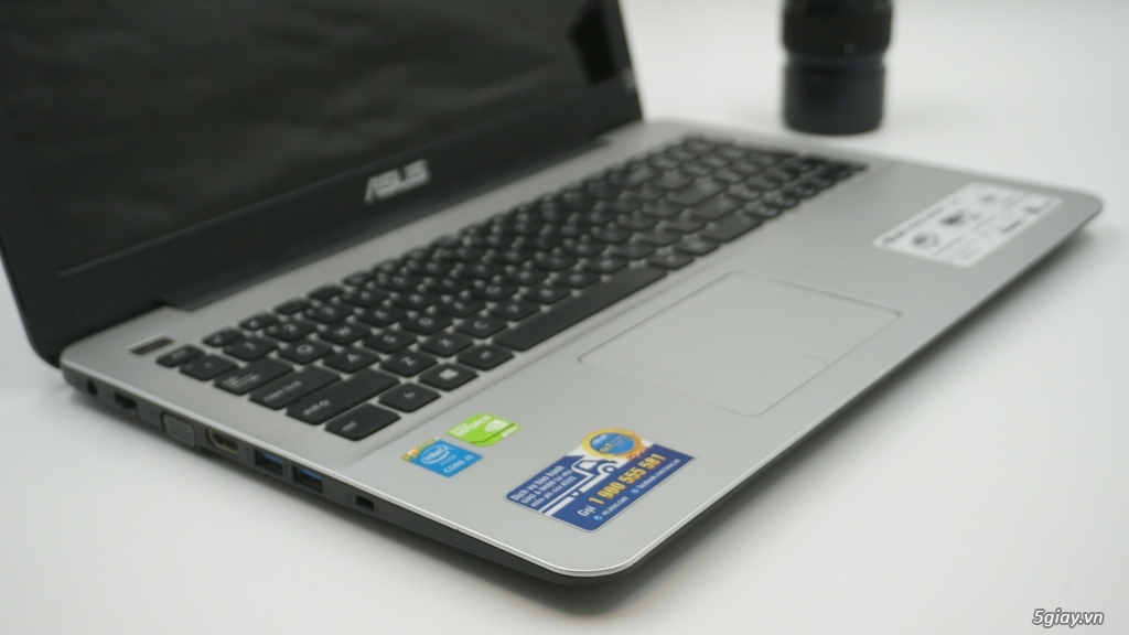 ASUS F555L - 1