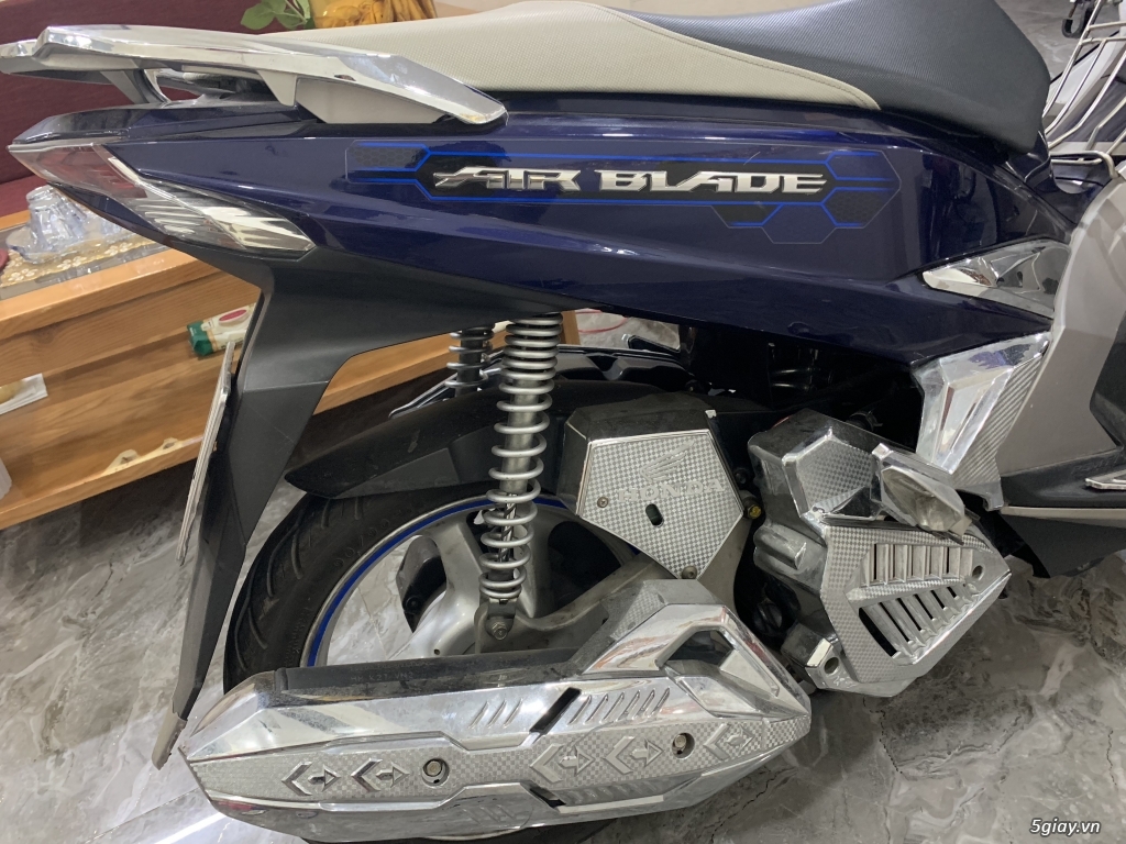Thanh lý xe airblade (remot ( Bs Đẹp 62M1-38,6,38 ) dk 8/2016 - 2