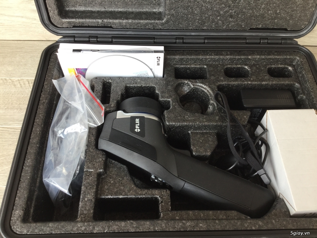 Thanh lý [Máy đo chụp ảnh nhiệt] Flir E30 của Mỹ mới 99% fullbox - 4