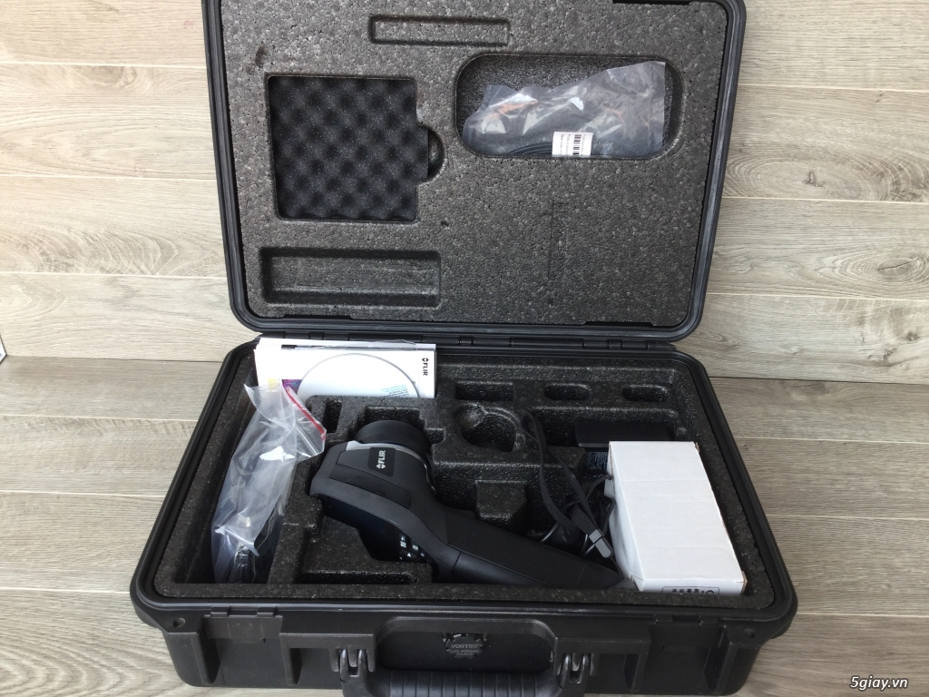 Thanh lý [Máy đo chụp ảnh nhiệt] Flir E30 của Mỹ mới 99% fullbox - 2