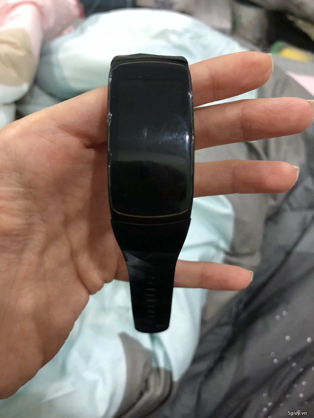 Samsung Gear Fit 2 Pro giá mềm ra đi nhanh - 1