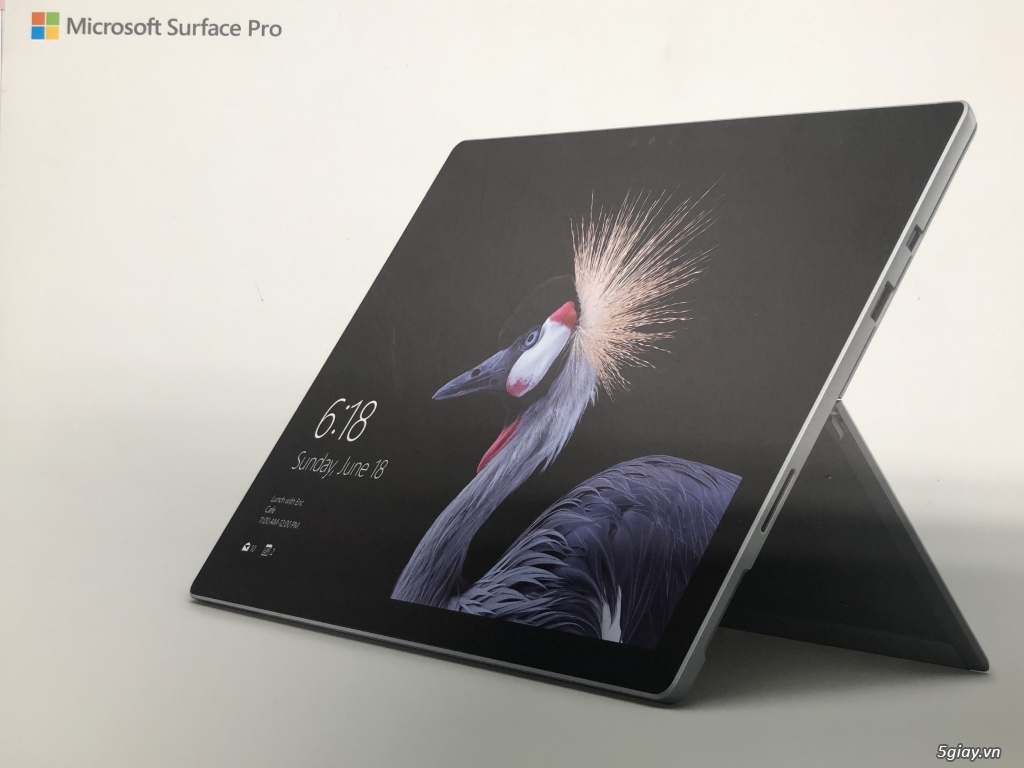 Mình cần bán nhanh con Surface Pro