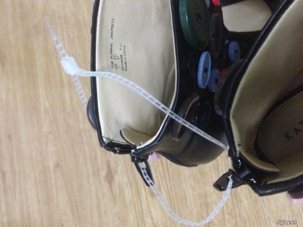 Giày lạ bên mỹ - 1