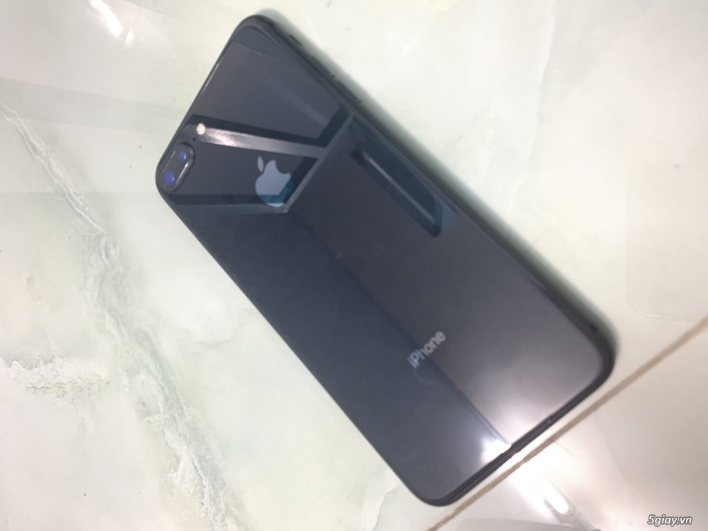 Iphone 8+ 64gb gray giá siêu tốt - 1