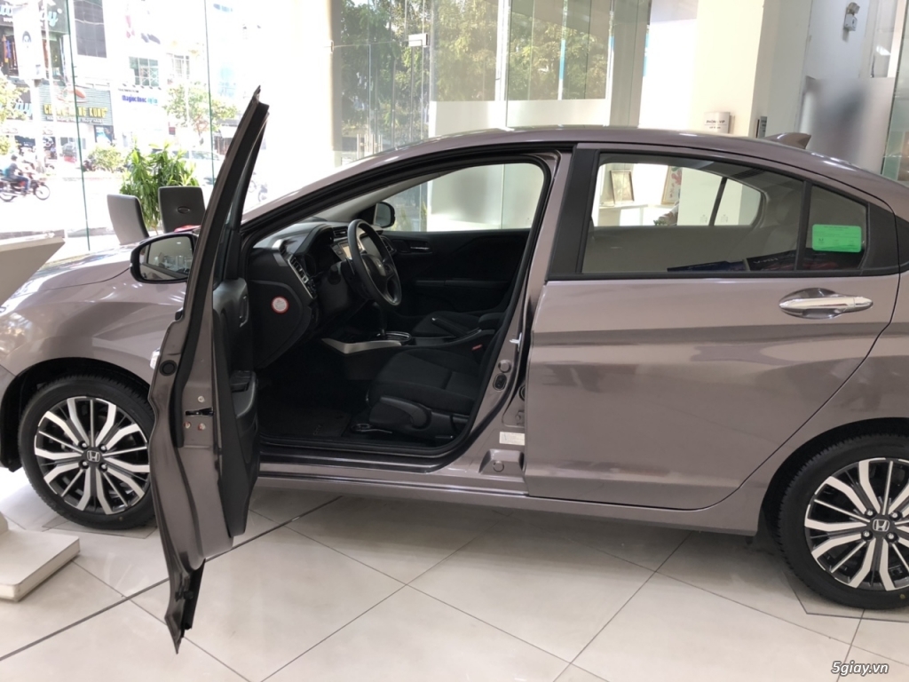 Honda City CVT 2019 màu Titan KHUYẾN MÃI LỚN , xe có sẵn giao ngay !!! - 1