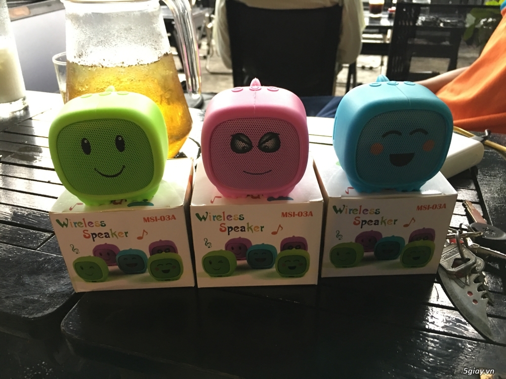 Loa bluetooth hình mặt cười - 2