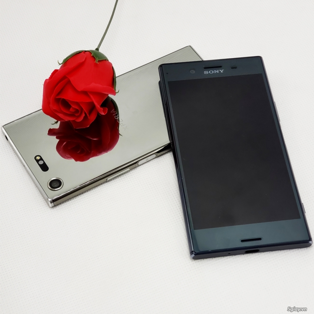 Điện thoại Sony Xperia XZ3 Cấu hình khủng hạ giá hot mùa Sale - 1