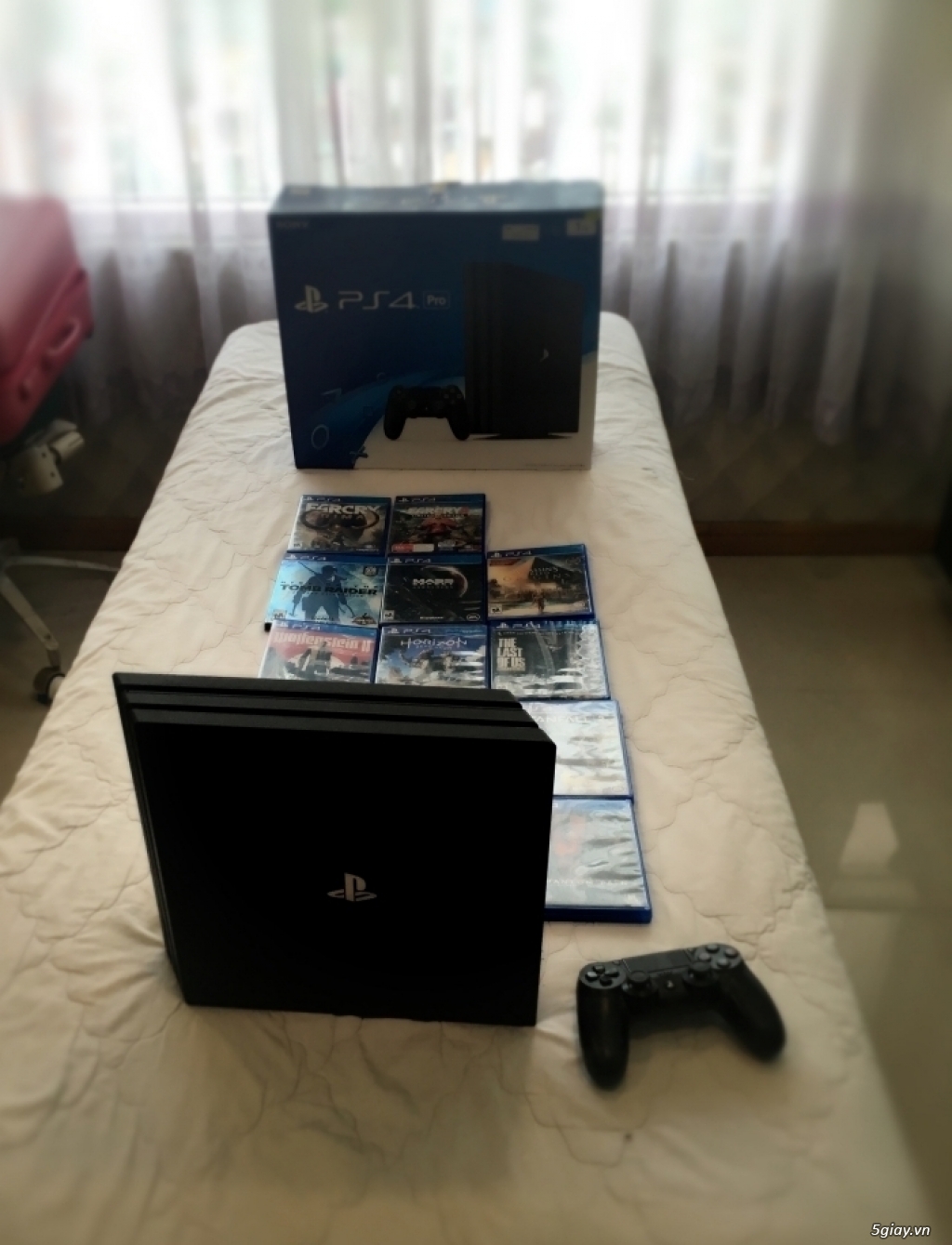 Máy game PS4 Pro ít chơi còn như mới - 2