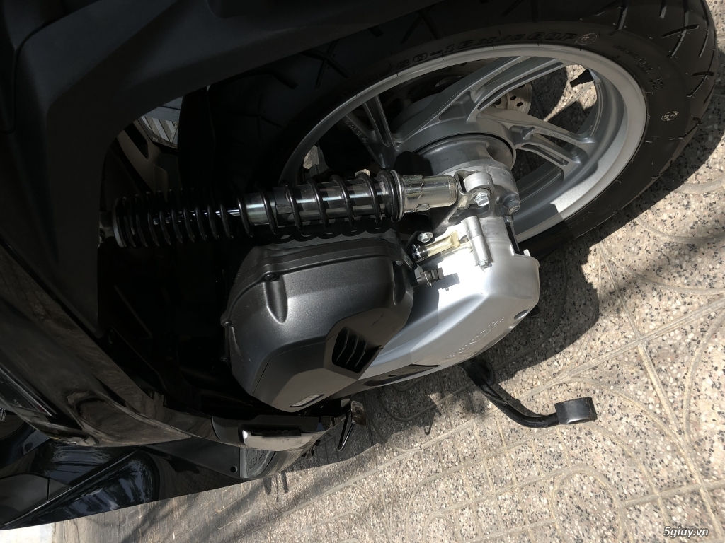 Xe sh cbs 150cc màu đen tháng 6/2018 odo 1000km bstp - 1