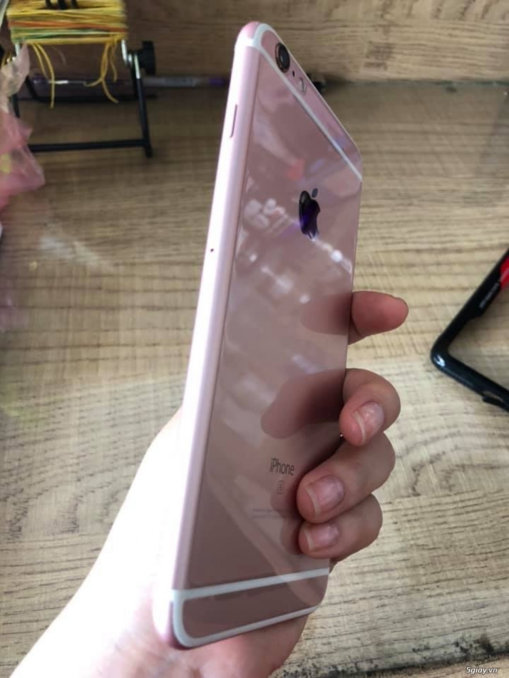 iPhone 6s plus 16G màu hồng.Tặng 3case - 2