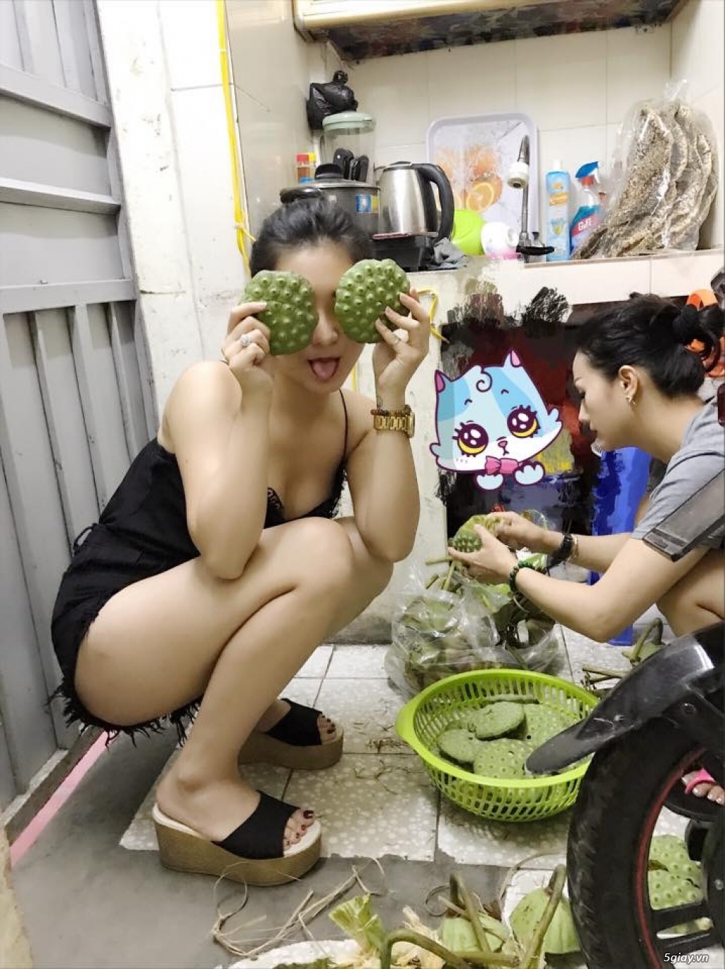 a ơi...snhật e chỉ mời mỗi a thôi ah - 1