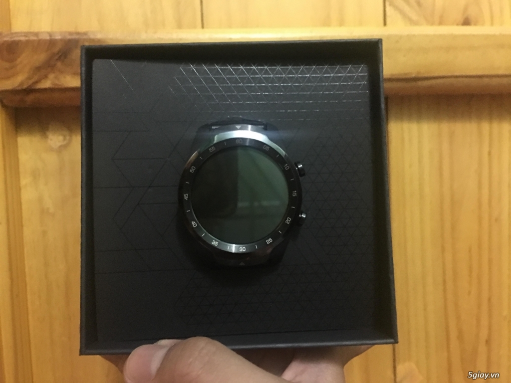 smart watch Ticwatch pro fullbox 99.99% cực chất đi nhanh!! - 3