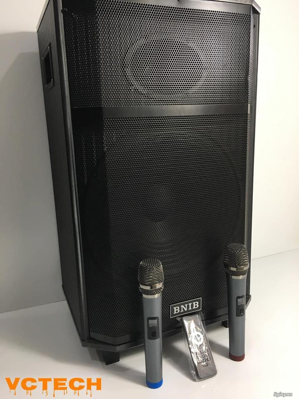 Loa kéo BNIB 1596 Bass 40 tặng 2 micro