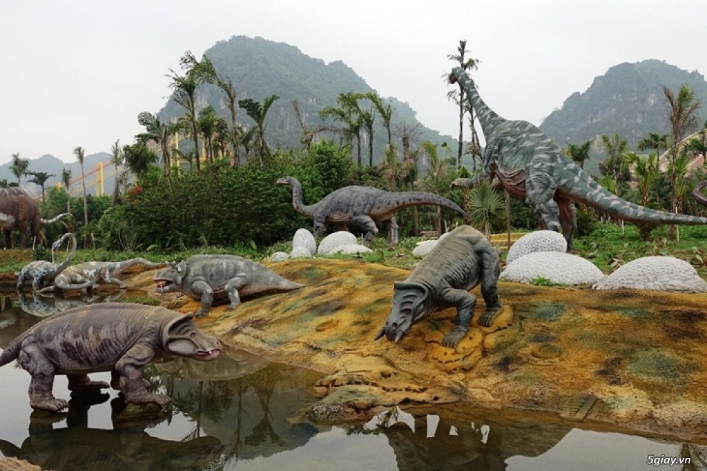 28/04 Tour du lịch Nam Ninh - Cầu Kính - Công viên khủng long 3N2D - 3