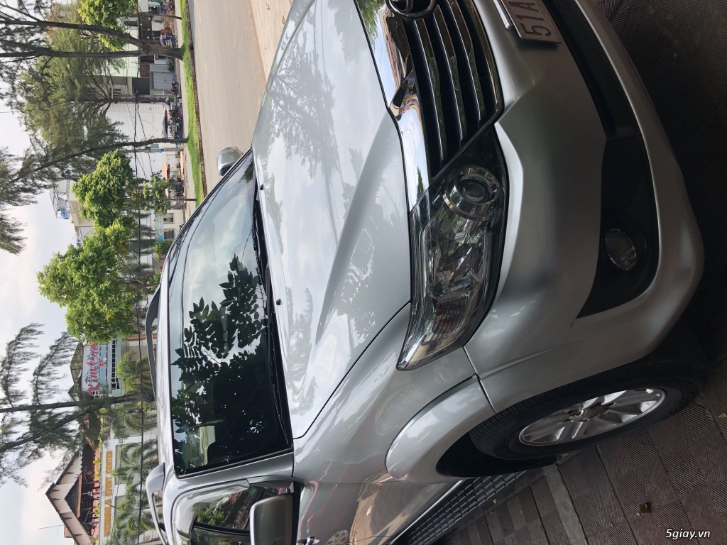 Cần bán Toyota Fortuner 2014 AT, xe gia đình zin all mới đẹp giá 695tr - 3