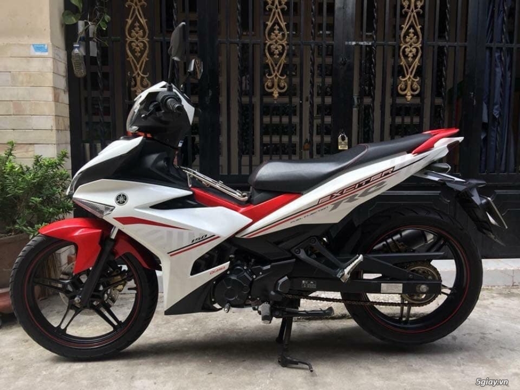 Exciter 150 Trắng đỏ ,xe đẹp 98%,bstp chính chủ - 2