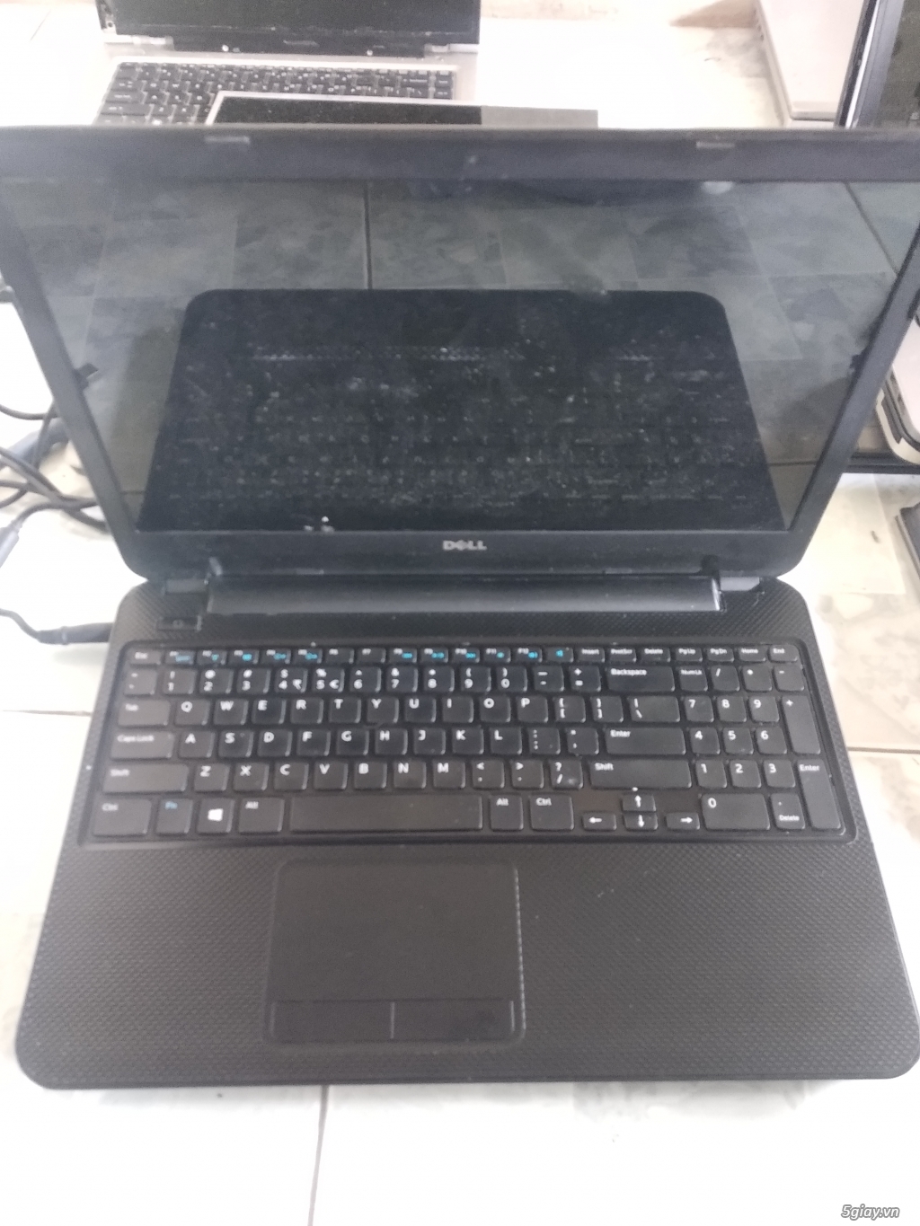 Dell 3521 i5 ram 4g HDD 500