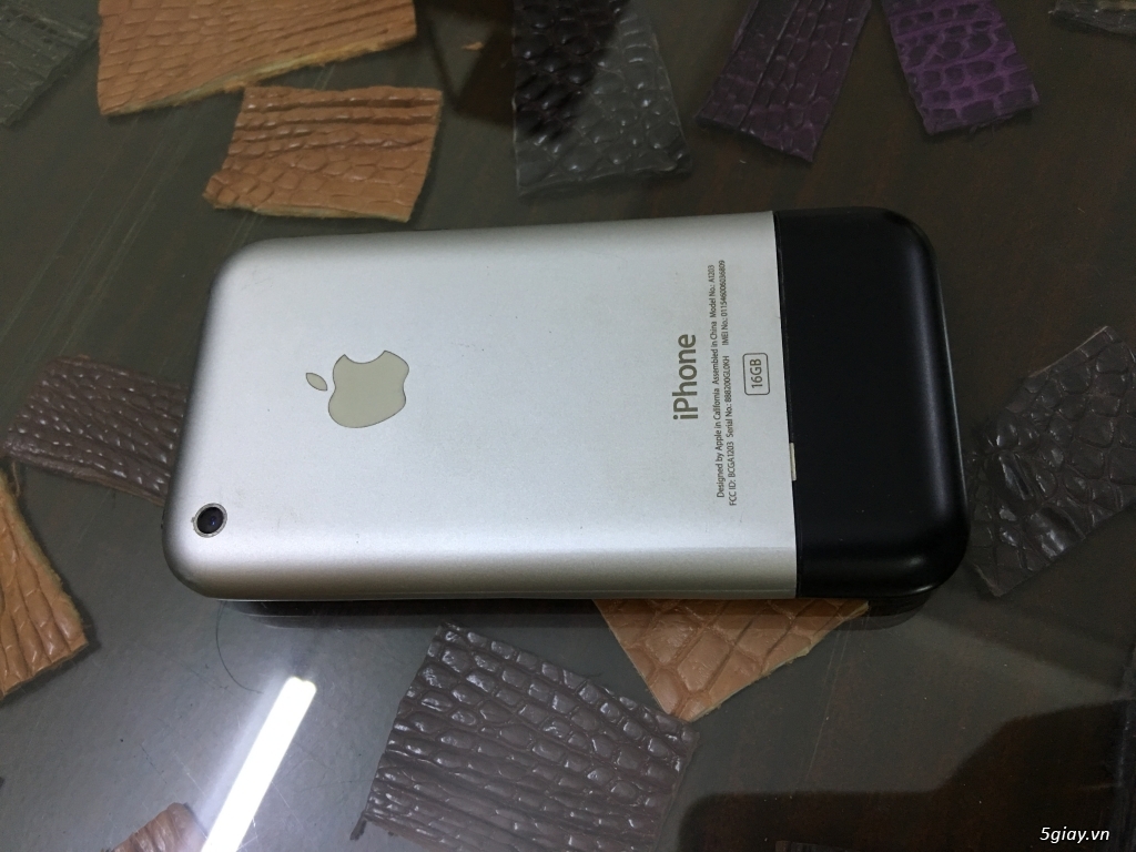 Iphone 2G - 1