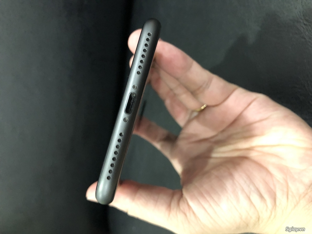 Iphone 8 plus Grey like new,
