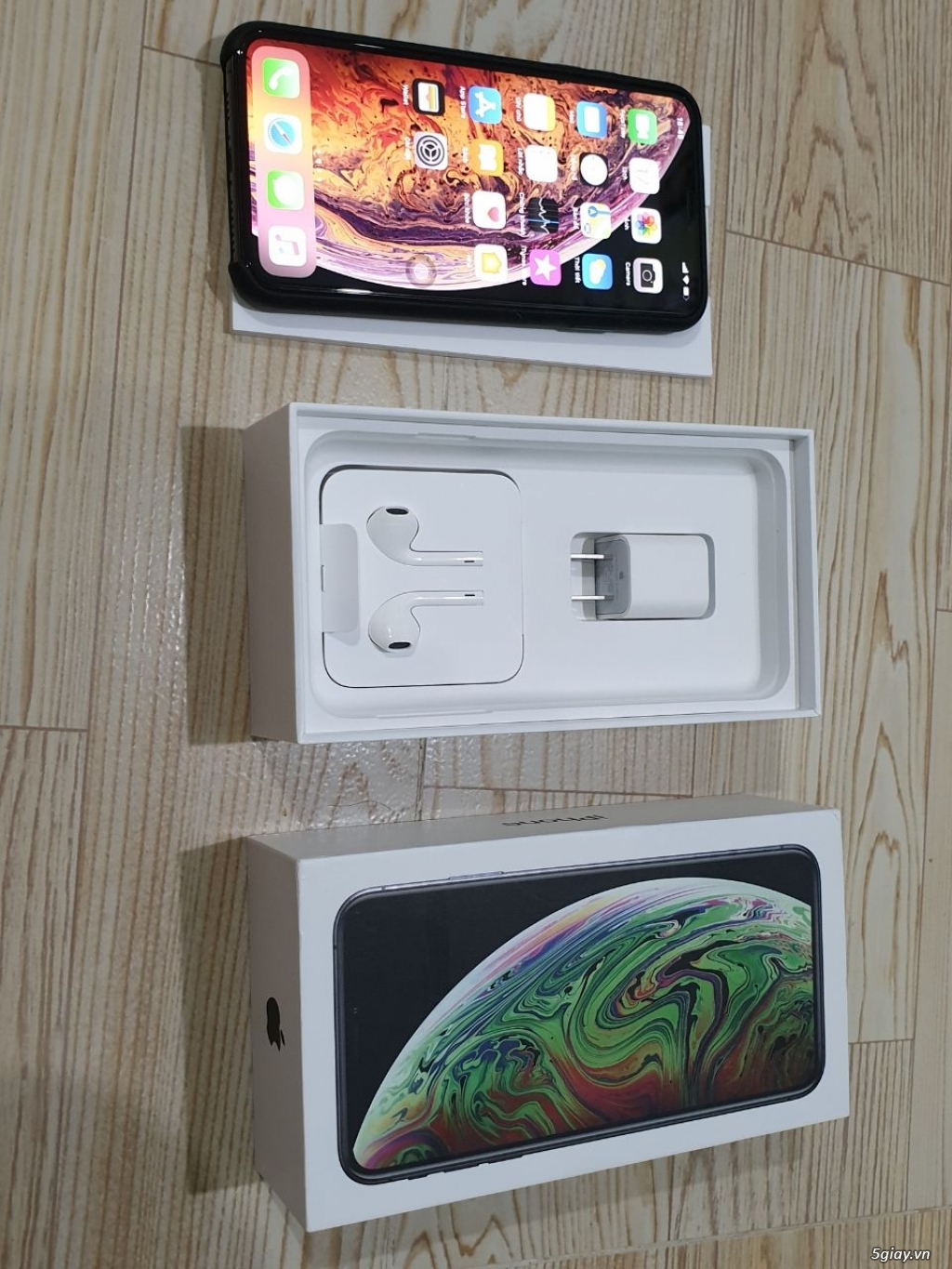 iPhone xs max 64gb màu đen LL/A Quốc tế - 2