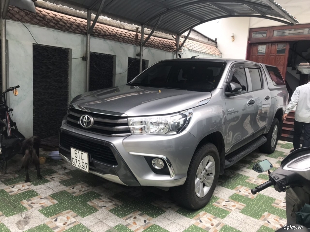 Bán Toyota Hilux 2018