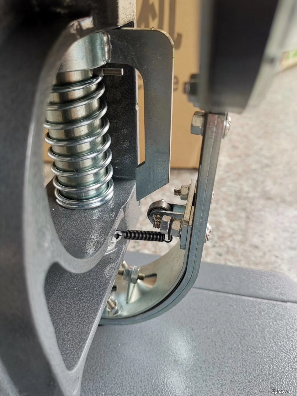 Máy đóng khoen bạt giá rẻ giảm 30% - 1