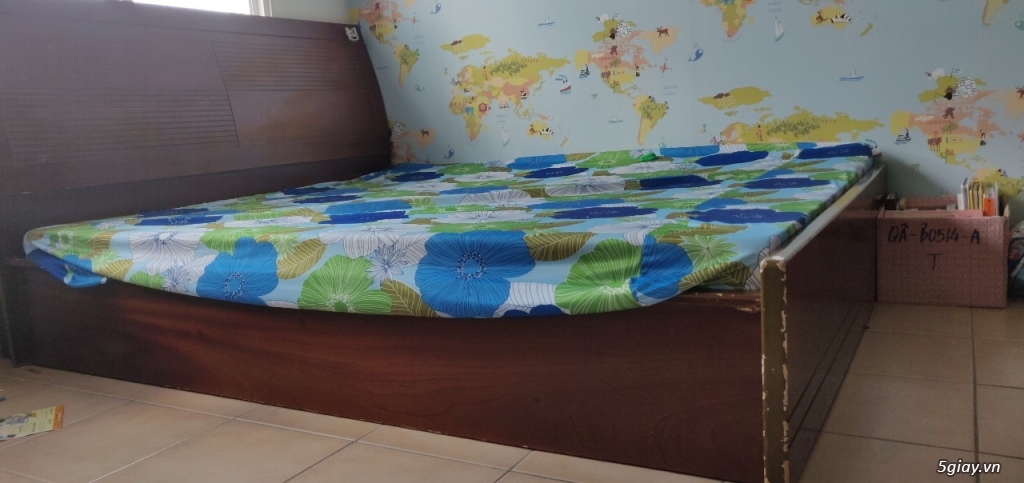 Giường ngủ gỗ 2m1 - 1m6 giá rẻ cần thanh lý + Sofa & kệ giầy - 2