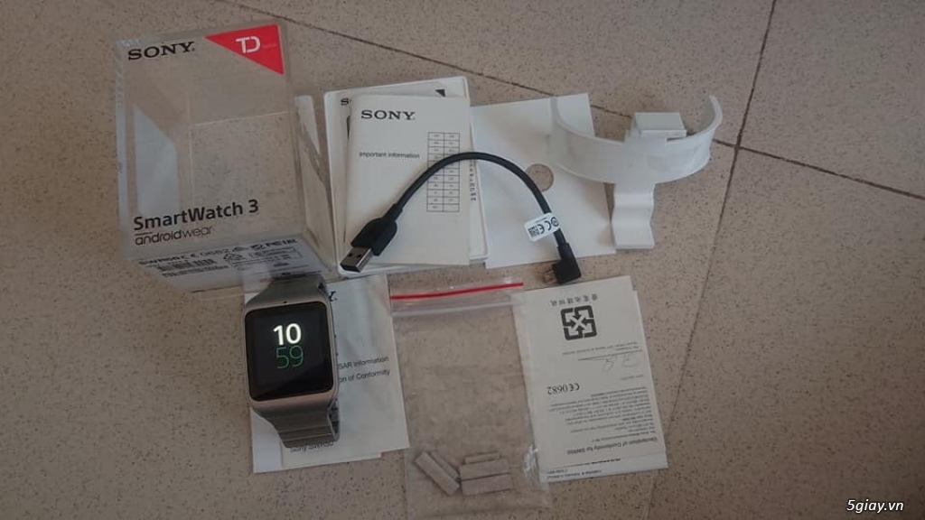 Cần bán Sony Smart Watch 3 - 3