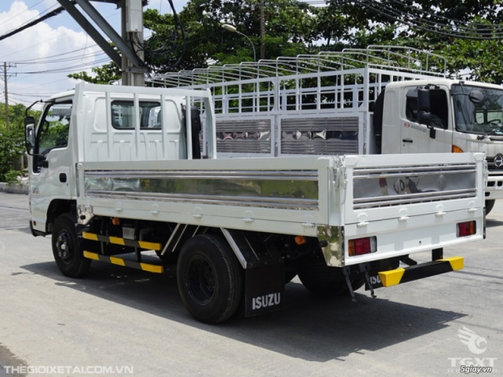 Xe tải Isuzu 2T5 thùng lửng QKR77HE4,thùng dài 4m3, trả góp 110 triệu - 1