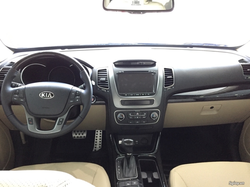 Hot - Kia Sorento giá chỉ 799 triệu, chỉ 216 triệu nhận xe về ngay - 4