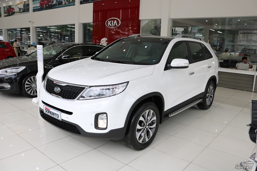 Hot - Kia Sorento giá chỉ 799 triệu, chỉ 216 triệu nhận xe về ngay - 2