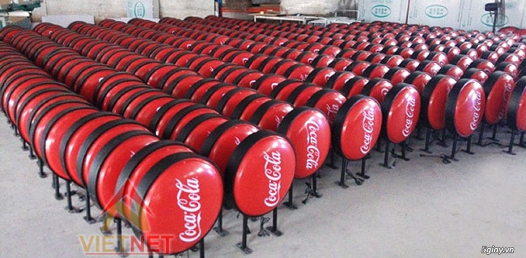 Làm hộp đèn mica hút nổi giá rẻ ở đâu?