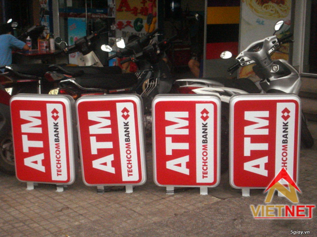 Làm hộp đèn mica hút nổi giá rẻ ở đâu? - 2