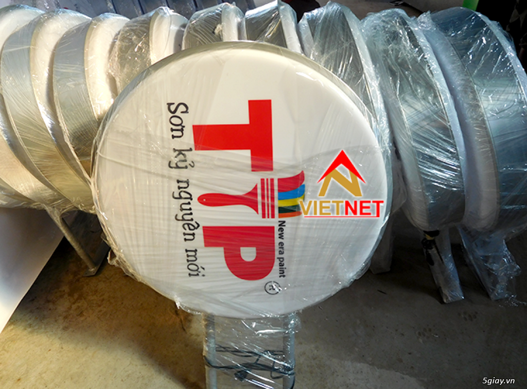 Làm hộp đèn mica hút nổi giá rẻ ở đâu? - 8