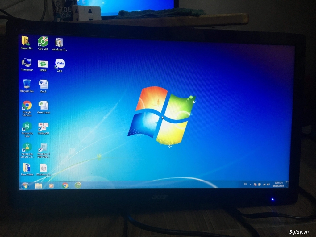 4màn hình LCD sử dụng tốt